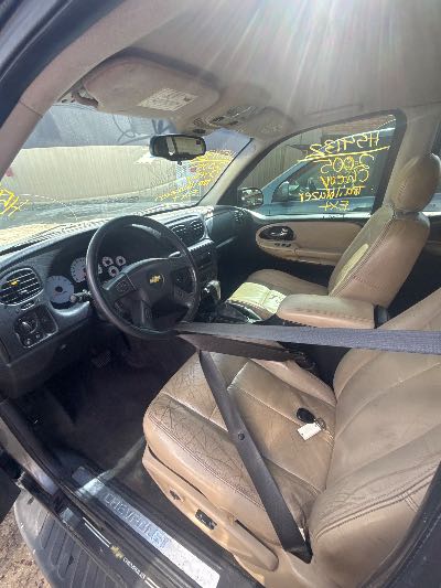 2005 Chevrolet TrailBlazer EXT Location - GM - Row 27 - Stock # H54132