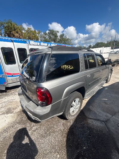 2005 Chevrolet TrailBlazer EXT Location - GM - Row 27 - Stock # H54132