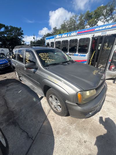 2005 Chevrolet TrailBlazer EXT Location - GM - Row 27 - Stock # H54132