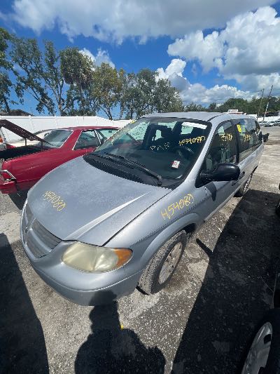 2007 Dodge Grand Caravan Location - Chrysler - Row 39 - Stock # H54080