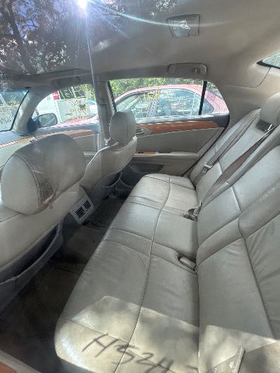 2006 Toyota Avalon Location - Imports - Row 4 - Stock # H54131