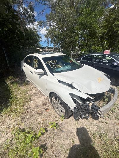 2013 Nissan Altima Location - Imports - Row 19 - Stock # H54121