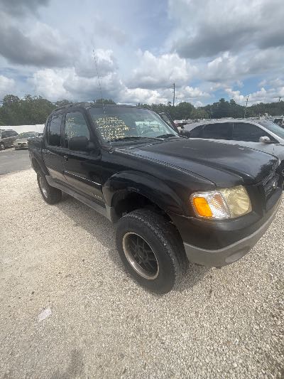 2001 Ford Explorer Sport Trac Location - Ford - Row 36 - Stock # H54155