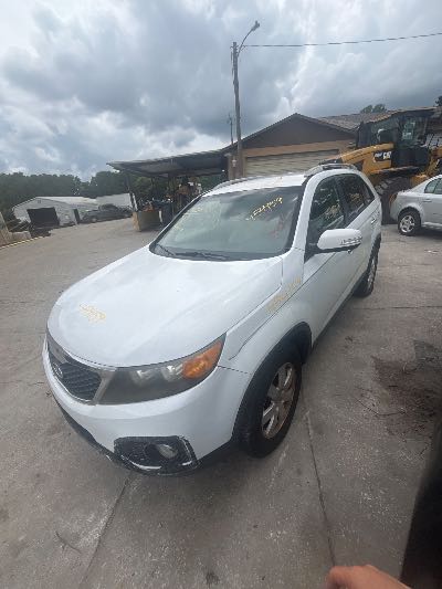 2013 Kia Sorento Location - Imports - Row 4 - Stock # H54159
