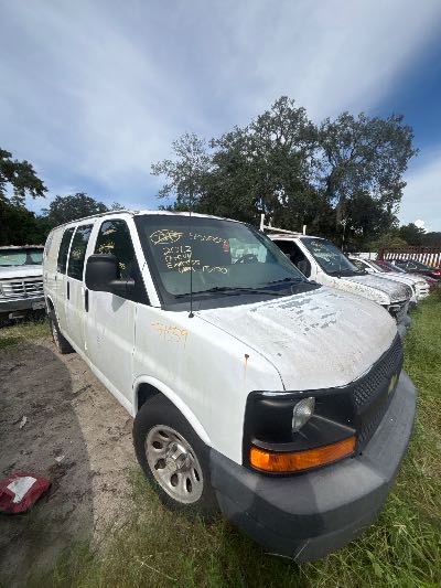 2011 Chevrolet Express 1500 Location - Large Trucks & Vans - Row 48 - Stock # H54059