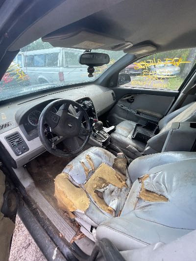 2005 Chevrolet Equinox Location - GM - Row 30 - Stock # H54143