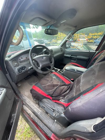 2004 Ford Explorer Sport Trac Location - Ford - Row 25 - Stock # H54069