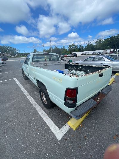 2001 Dodge Ram 1500 Location - Large Trucks & Vans - Row 33 - Stock # H54168