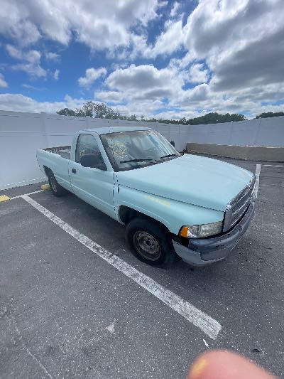 2001 Dodge Ram 1500 Location - Large Trucks & Vans - Row 33 - Stock # H54168