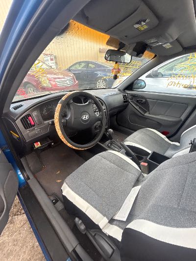 2005 Hyundai Elantra Location - Imports - Row 7 - Stock # H54194