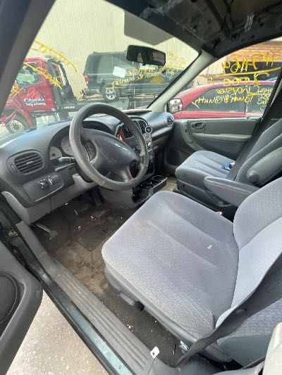 2006 Chrysler Town and Country Location - Chrysler - Row 40 - Stock # H54169