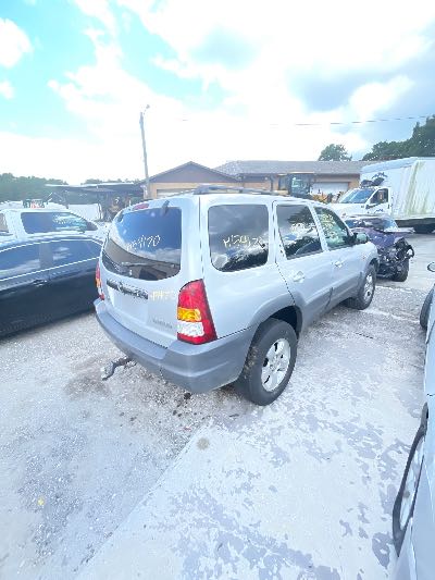 2001 Mazda Tribute Location - Ford - Row 36 - Stock # H54170