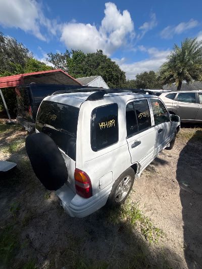 2003 Chevrolet Tracker Location - GM - Row 31 - Stock # H54189
