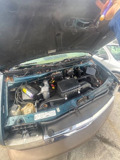 1999 GMC Safari Location - GM - Row 29 - Stock # H54202