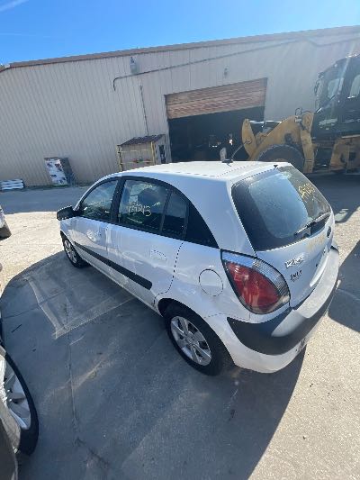 2009 Kia Rio5 Location - Imports - Row 7 - Stock # H54213