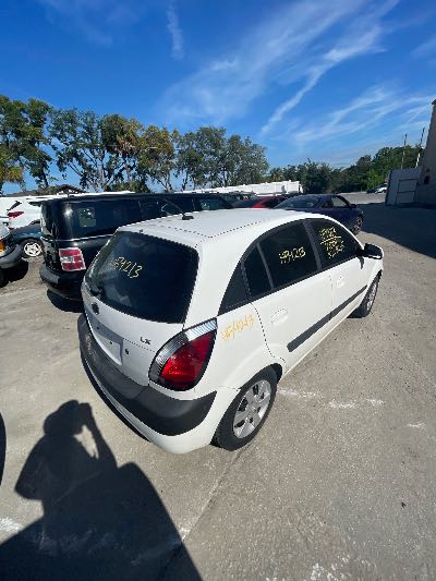 2009 Kia Rio5 Location - Imports - Row 7 - Stock # H54213