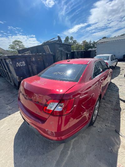 2010 Ford Taurus Location - Ford - Row 37 - Stock # H54212