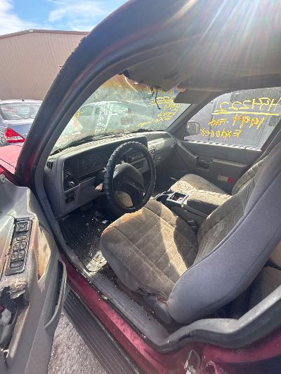 1994 Ford Explorer Location - Ford - Row 37 - Stock # H54222