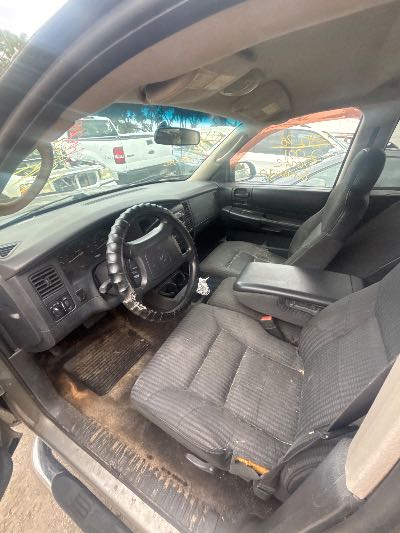 2001 Dodge Durango Location - Chrysler - Row 41 - Stock # H54276