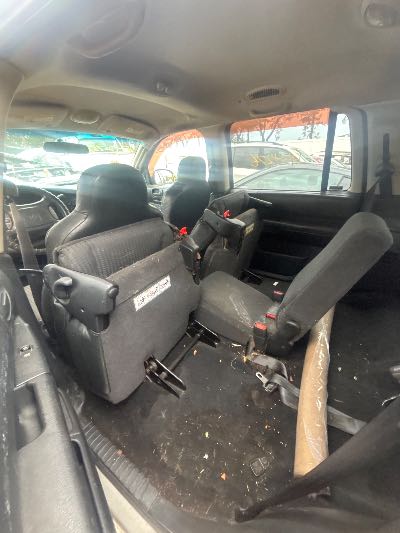 2001 Dodge Durango Location - Chrysler - Row 41 - Stock # H54276