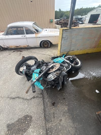 2001 HONDA MOTORCYCLE Location - Imports - Row 999 - Stock # H54236