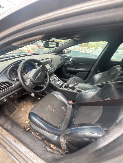 2015 Chrysler 200 Location - Chrysler - Row 41 - Stock # H54250