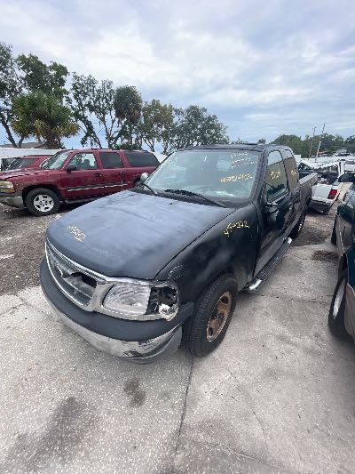 2003 Ford F-150 Location - Large Trucks & Vans - Row 35 - Stock # H54242