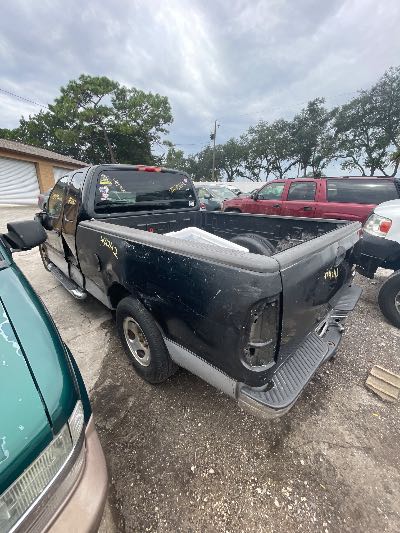2003 Ford F-150 Location - Large Trucks & Vans - Row 35 - Stock # H54242