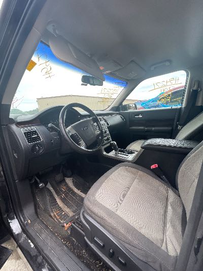 2011 Ford Flex Location - Ford - Row 25 - Stock # H54271
