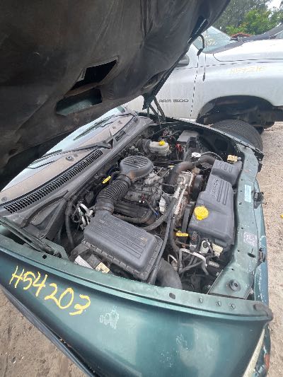 2000 Dodge Durango Location - Chrysler - Row 41 - Stock # H54203