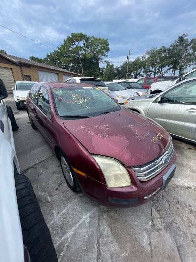 2006 Ford Fusion Location - Ford - Row 37 - Stock # H54277