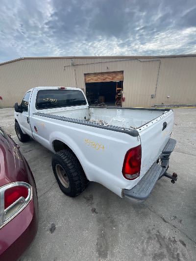 2003 Ford F-250 SD Location - Large Trucks & Vans - Row 34 - Stock # H54304
