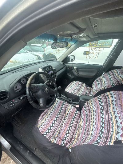 2004 Toyota RAV4 Location - Imports - Row 10 - Stock # H54308