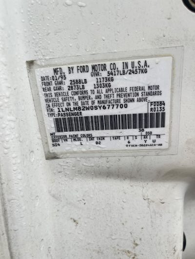 1995 Lincoln Town Car Location - Ford - Row 25 - Stock # H54335