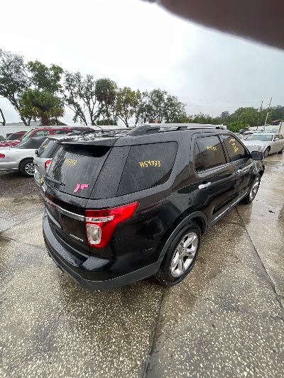 2013 Ford Explorer Location - Ford - Row 25 - Stock # H54333