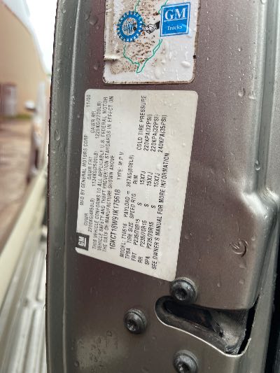2001 GMC Jimmy Location - GM - Row 32 - Stock # H54329