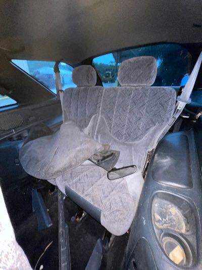 2001 GMC Jimmy Location - GM - Row 32 - Stock # H54329