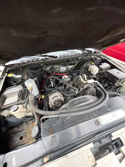 2001 GMC Jimmy Location - GM - Row 32 - Stock # H54329