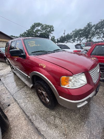 2004 Ford Expedition Location - Large Trucks & Vans - Row 36 - Stock # H54331