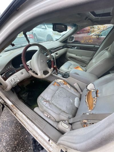 1999 Cadillac Seville Location - GM - Row 32 - Stock # H54328