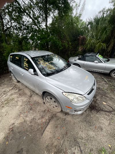 2011 Hyundai Elantra Touring Location - Imports - Row 18 - Stock # H54258