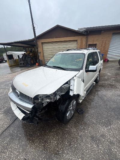 2007 Mercury Mountaineer Location - Ford - Row 25 - Stock # H54348