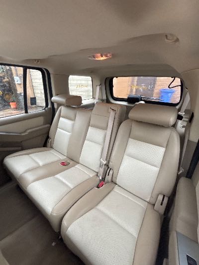 2007 Mercury Mountaineer Location - Ford - Row 25 - Stock # H54348