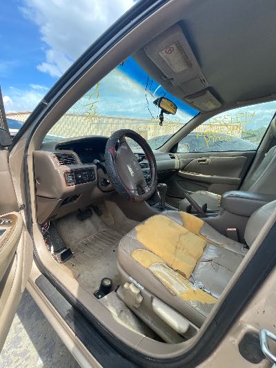 1998 Toyota Camry Location - Imports - Row 16 - Stock # H54374