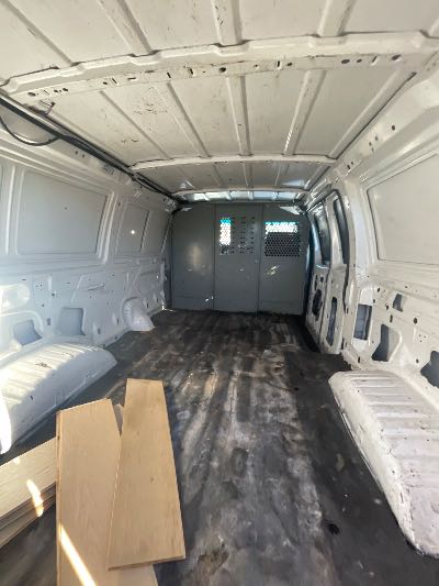 2007 Ford Econoline Location - Large Trucks & Vans - Row 49 - Stock # H54379