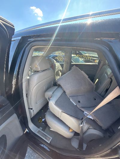 2010 Cadillac SRX Location - GM - Row 32 - Stock # H54396