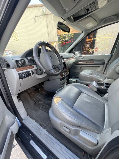 2005 Ford Freestar Location - Ford - Row 26 - Stock # H54415