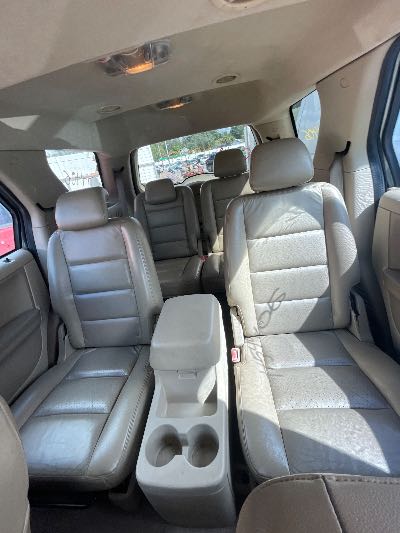 2005 Ford Freestyle Location - Ford - Row 26 - Stock # H54406