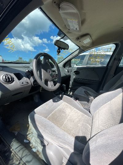 2006 Saturn ION Location - GM - Row 32 - Stock # H54416