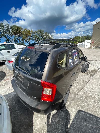 2009 Kia Rondo Location - Imports - Row 17 - Stock # H54409
